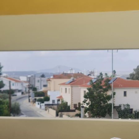Top Floor 1 Bdrm Aprtrmnt Leilighet Dromolaxia Eksteriør bilde